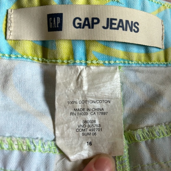 Vintage Gap Coconut Girl Hibiscus Mini Skirt, Sizes 1, 2, 4, & 16 available - Picture 7 of 16